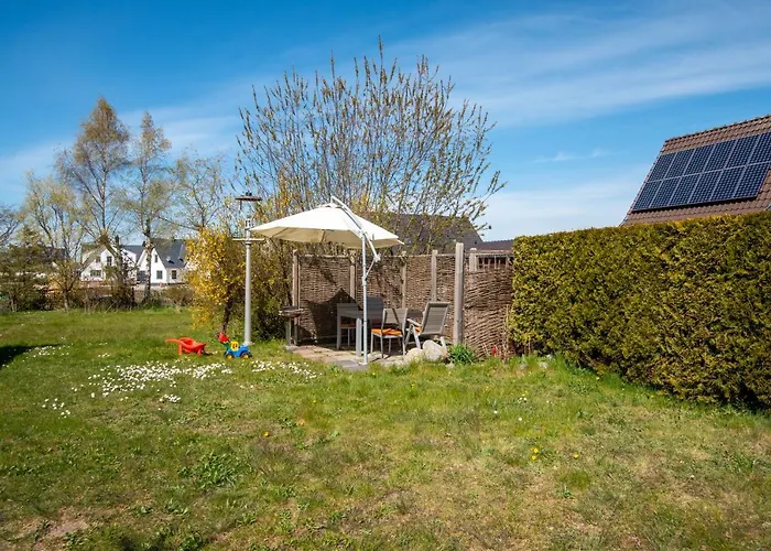 Lägenhet Brombeere Mit Grossem Garten Und Balkon